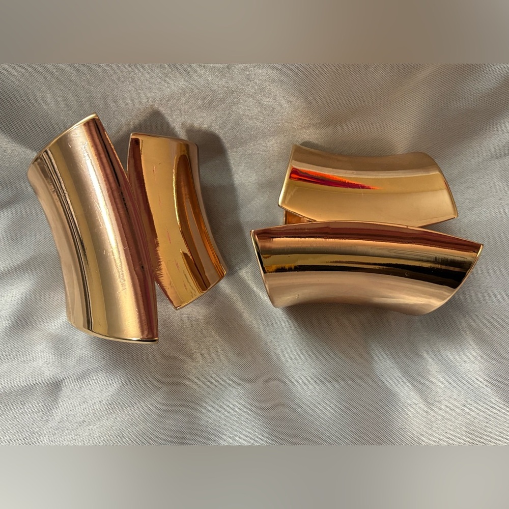 Pair cuff bracelets